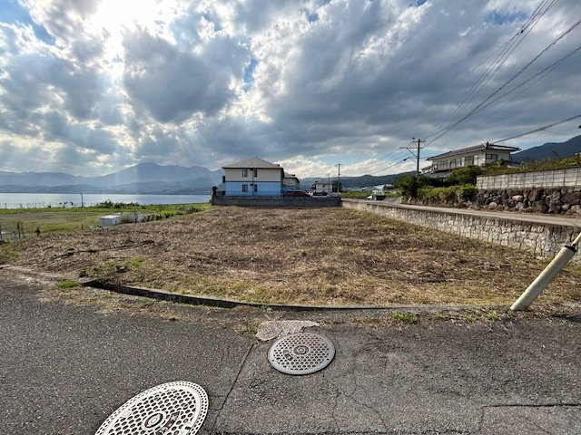 日出町豊岡の前面道路含む現地写真