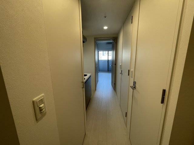 Dimus新大阪の玄関|イメージとして同建物他部屋を表示しています