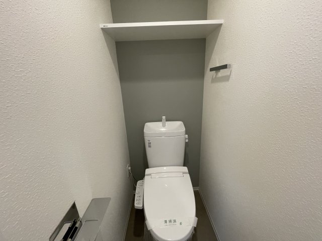 Dimus新大阪のトイレ|イメージとして同建物他部屋を表示しています