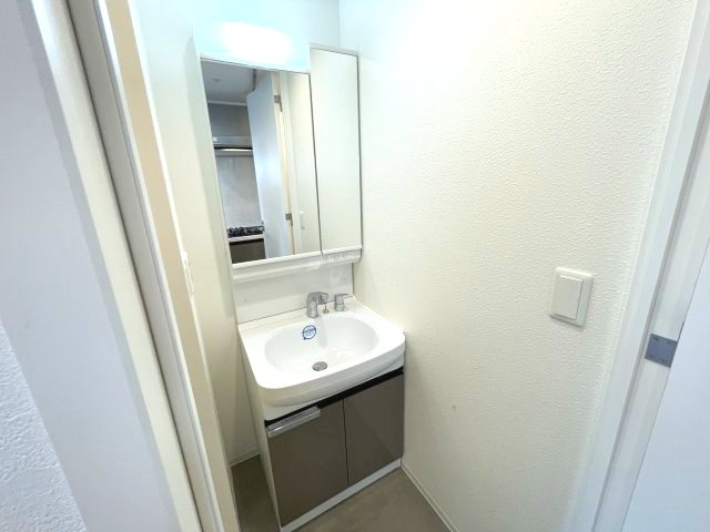 Dimus新大阪の洗面所