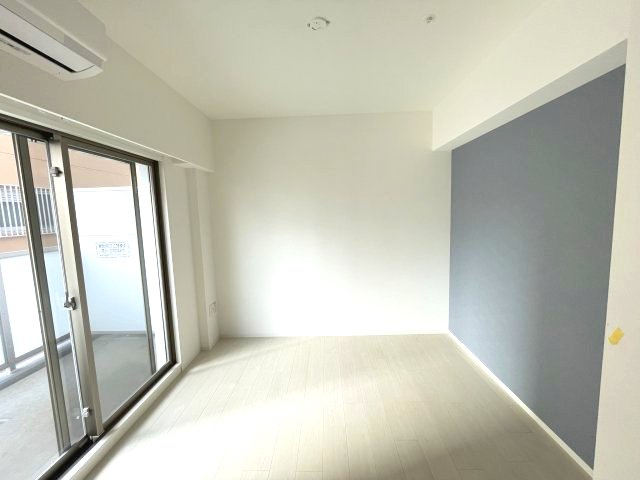 Dimus新大阪の洋室