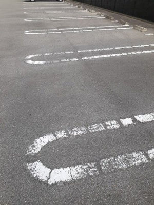 【駐車場】 | サンパティーク・パレス　Ｃ | 車をお持ちの方に嬉しい駐車場付きの物件です