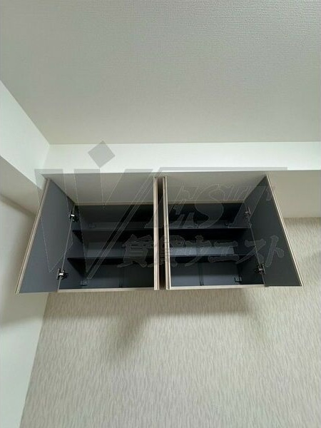 メルベージュ難波サウスIIIの収納