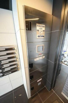 【その他共用部分】 | ジェノヴィア高円寺スカイガーデン | 宅配ボックス完備！