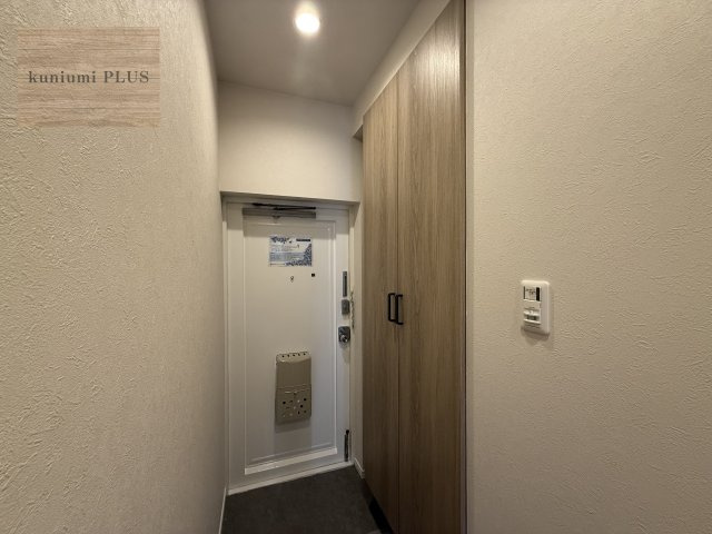 シャトー三愛の玄関