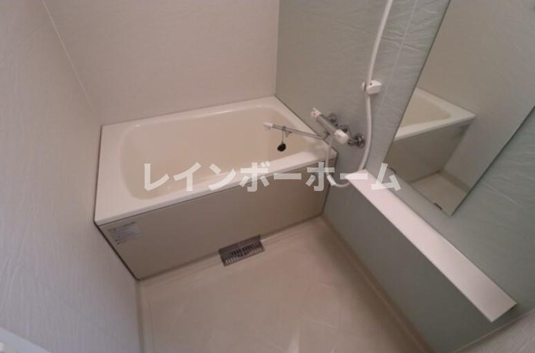 Magnolia cout Ⅱ（仲介手数料（賃料の1.10ヵ月）の50％OFF対象物件！の浴室|日々の暮らしに欠かせないお風呂です