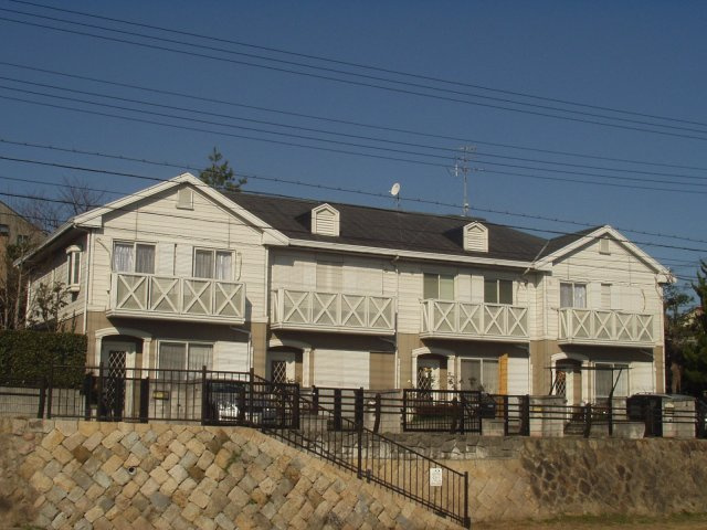 パティオ仁川の外観