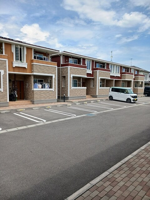 コンフォールＮＣの駐車場|駐車場