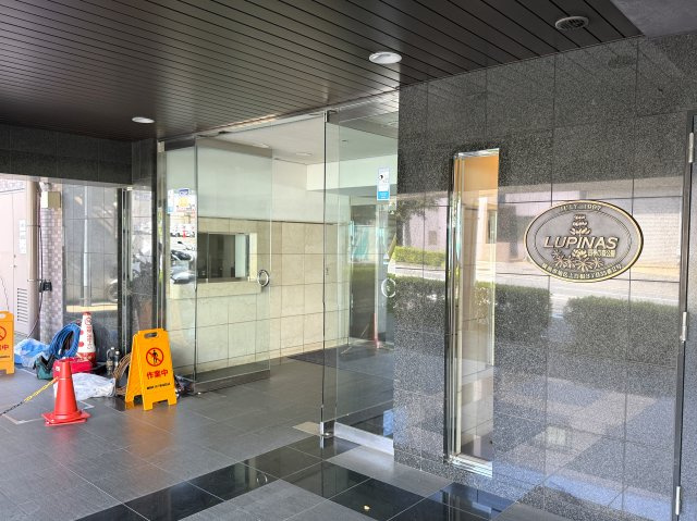 四季の森と名が付く様に、付近には公園が豊富！！つまり、緑と共に暮らすと言う一度は憧れるこのテーマを体現したような立地！！逆に、近すぎないってのも良いんです！な、『ルピナス四季の森公園』リフォーム