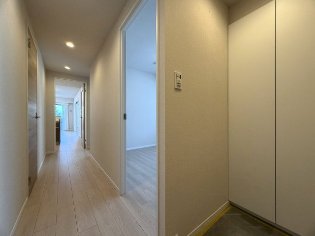 四季の森と名が付く様に、付近には公園が豊富！！つまり、緑と共に暮らすと言う一度は憧れるこのテーマを体現したような立地！！逆に、近すぎないってのも良いんです！な、『ルピナス四季の森公園』リフォームの内装|内装です