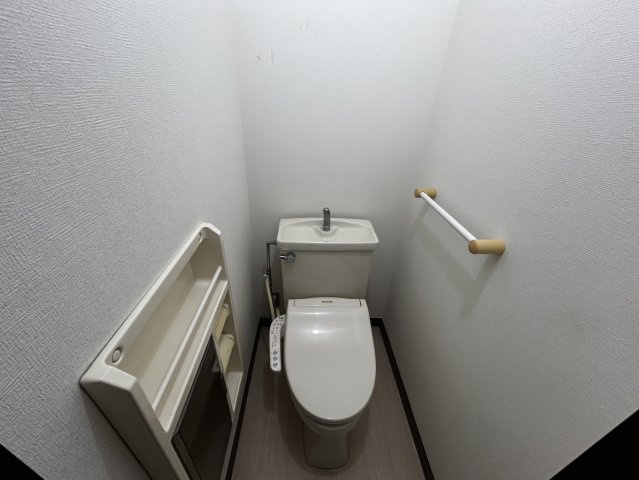 エトワール三津屋　C棟のトイレ