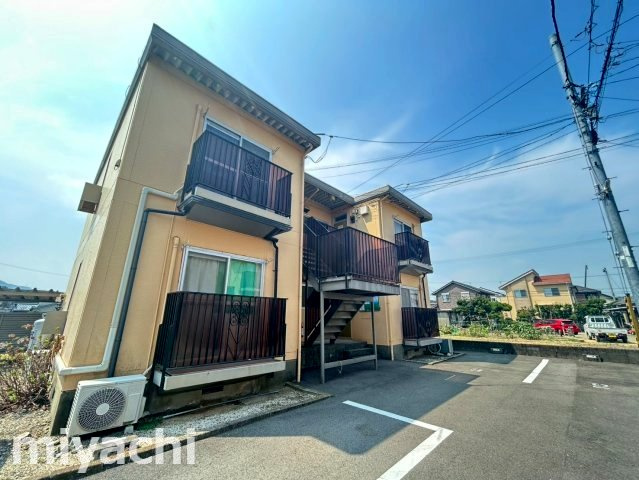 徳島市北島田町２丁目のアパート