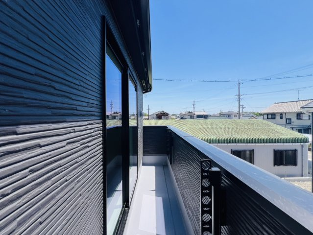 碧南市坂口町2丁目17番地1『仲介手数料無料』新築一戸建て・建売のバルコニー