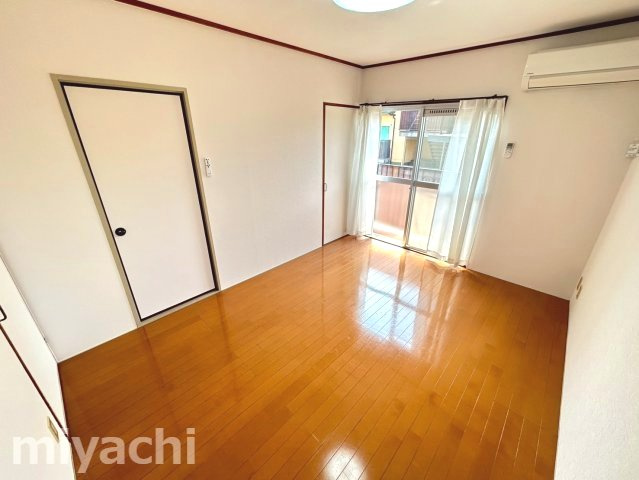 徳島市北島田町２丁目のアパートの内装