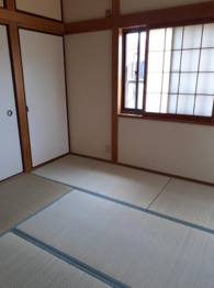 川西市錦松台戸建ての寝室
