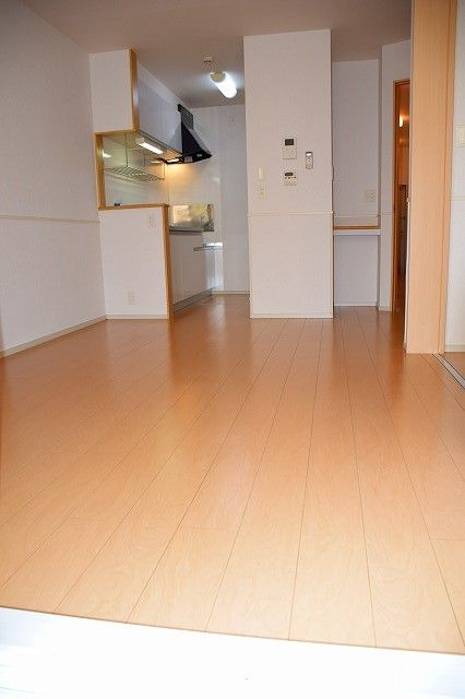 スペランツァ　ルーチェＢの居間・リビング