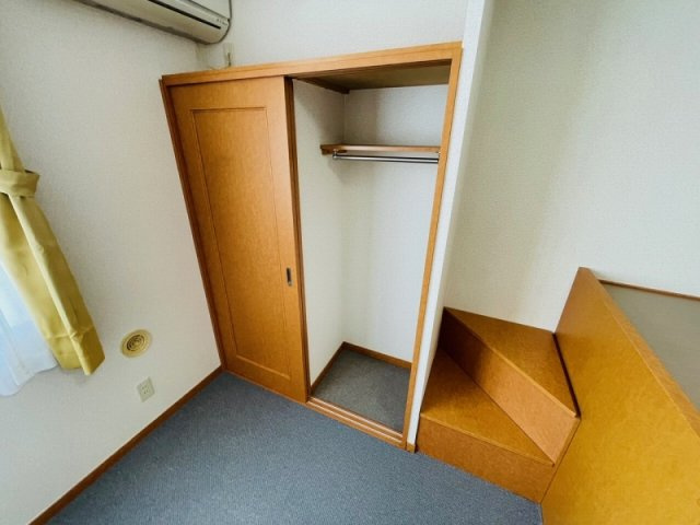 レオパレス新町の収納