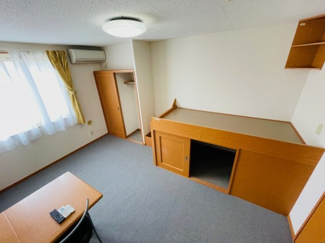 レオパレス新町の内装