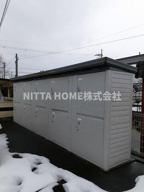 与謝郡与謝野町字石川のアパートのその他共用部分|外部トランクは無料で使用OK◎