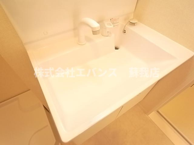 【洗面所】 | AALII（アアリイ）Ｉ | 明るい洗面所です