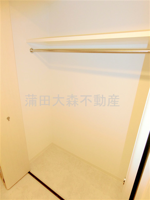 シエールグラン大森西の収納|収納　1メートル程の使いやすいクローゼット