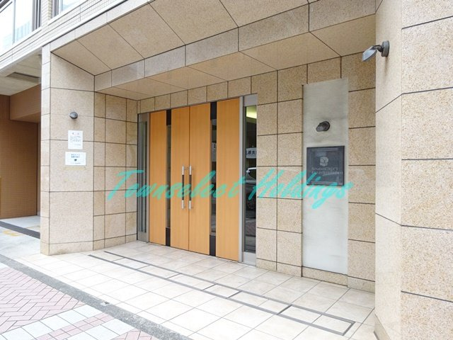 藤沢市南藤沢の賃貸マンションのエントランス