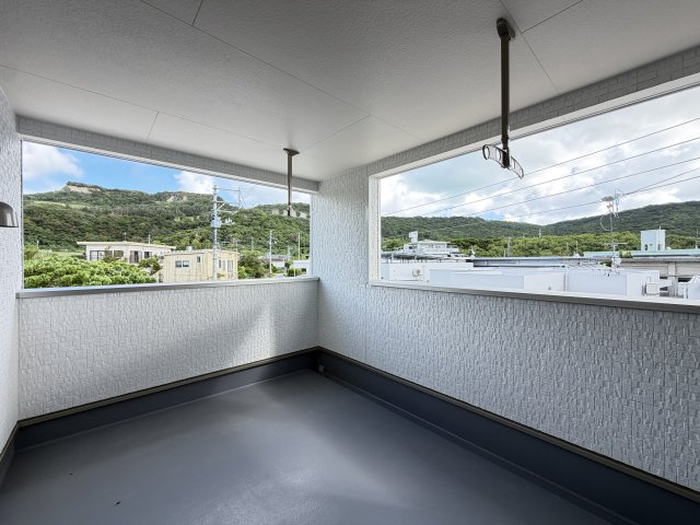 南城市佐敷伊原　第2（全4棟）4号棟のバルコニー|4号棟　インナーバルコニー♪