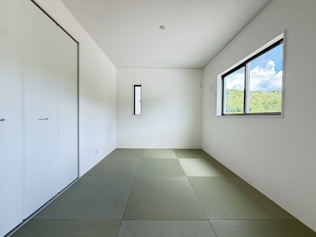 南城市佐敷伊原　第2（全4棟）4号棟の和室|4号棟　和室6帖+収納付き♪