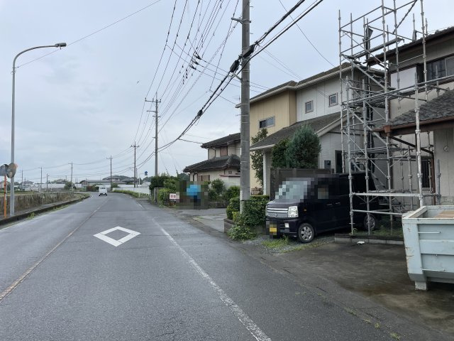 【前面道路含む現地写真】 | 熊谷市江波　　中古戸建 | 7/6撮影