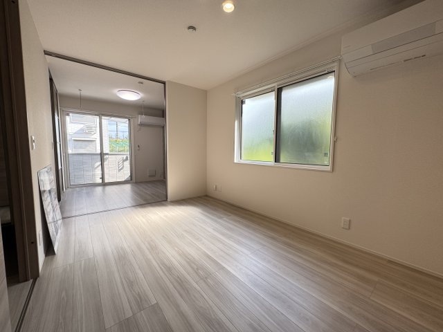 Asset-Court立川上砂町５丁目A棟の居間・リビング