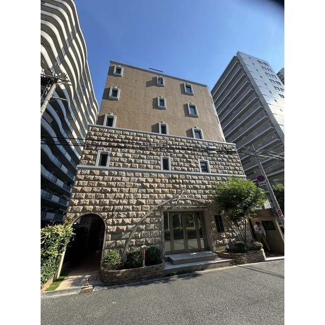 ブランドールM・西長堀の外観