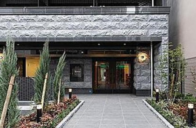 大阪市中央区谷町７丁目の賃貸マンションのエントランス