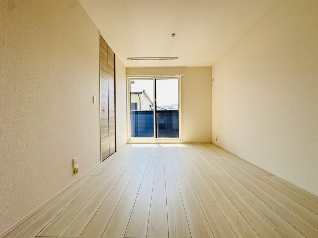 【寝室】