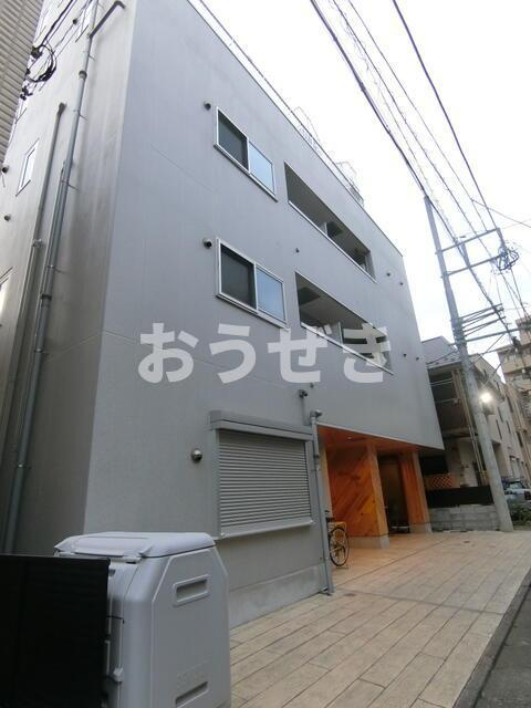 Ｌａｎｄ　Ｂｌｕｅ
