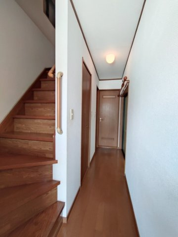南塚口町七丁目中古戸建のその他|１階廊下