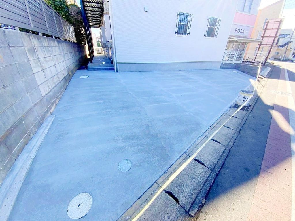千葉市若葉区都賀５丁目のアパートの駐車場