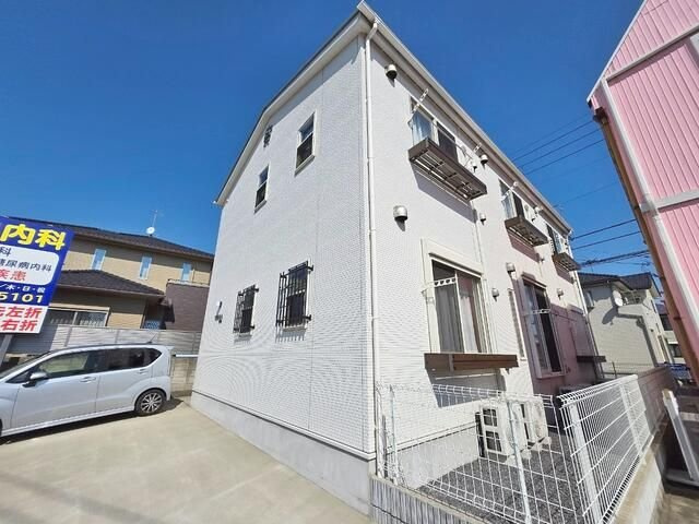 千葉市若葉区都賀５丁目のアパートの外観