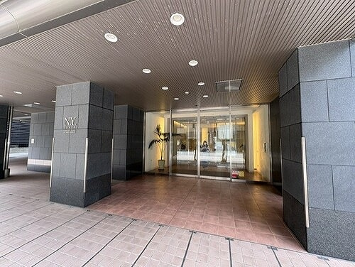 Ｄ’グラフォート大阪Ｎ．Ｙ．タワー肥後橋のエントランス