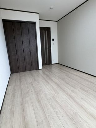 ケンオウヴィラ前原の居間・リビング