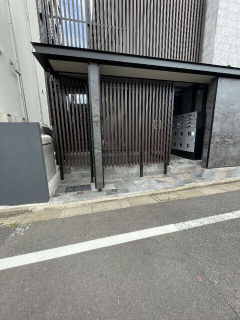 ＣａｓａＡｓｐｅｒａＪｉｙｕｇａｏｋａのエントランス