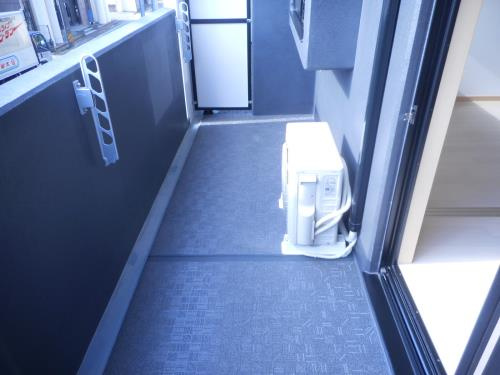 熊本市中央区南熊本２丁目の賃貸マンションのバルコニー