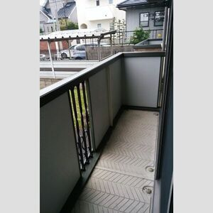 プルミエ慶の玄関