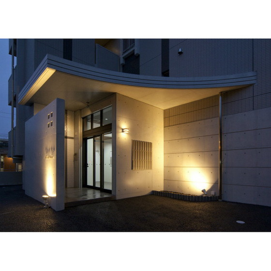 熊本市中央区新町３丁目の賃貸マンションのエントランス