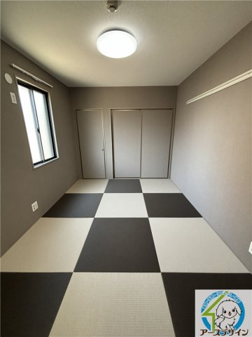 キャピタルコンフォール加古川　A棟の洋室