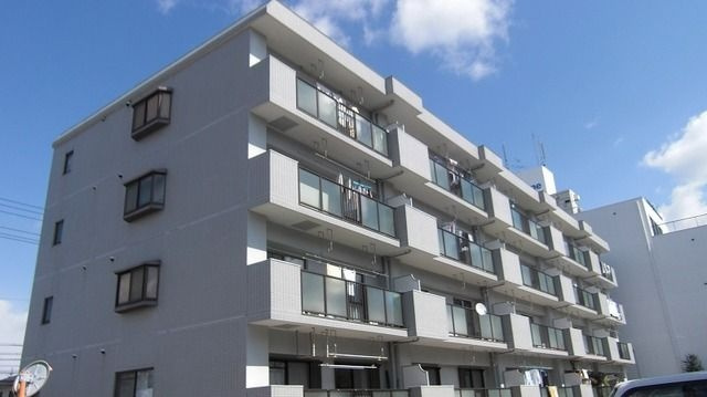 山田ビルの外観