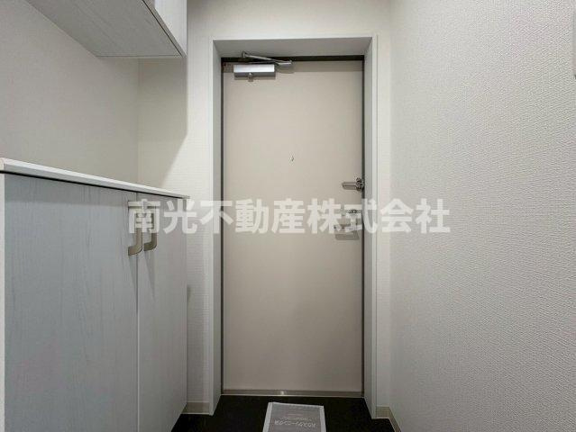 D porta refinardの玄関