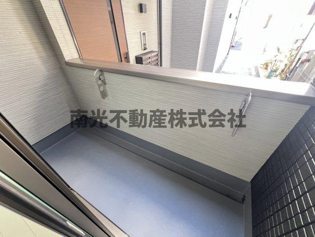 D porta refinardのバルコニー