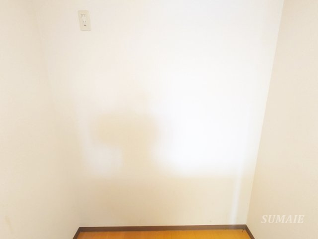 ヴィラージュシャルマンⅢのキッチン|冷蔵庫置き場です☆