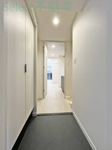 プレサンス上前津エレスタの玄関