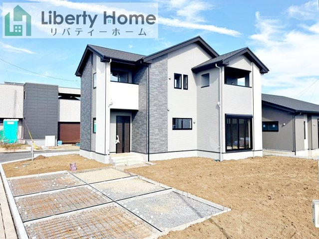 つくば市上横場3期　新築戸建　1号棟の外観|ご予約をいただければ、『平日の空いた時間』『周辺物件まとめて見たい』『1件だけ見たい』ももちろん可能です♪
お気軽にお問合せください♪